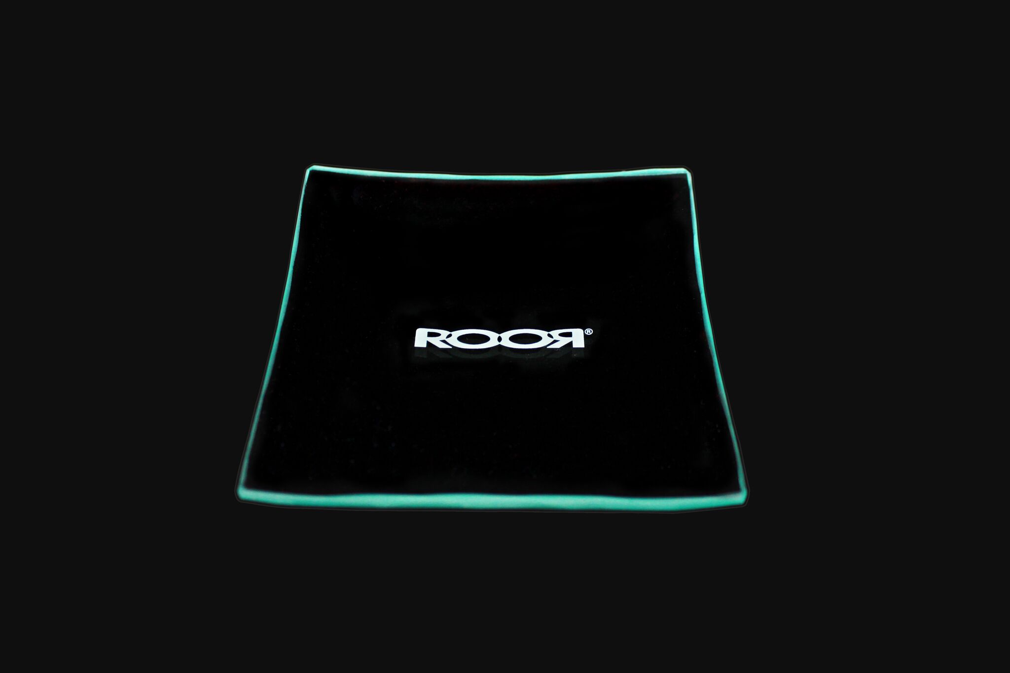 ROOR® Glass <br> Rolling Tray